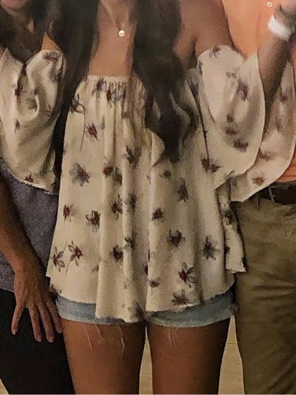 Floral Off-Shoulder Ruffle Shirt - Picture 5 of 6